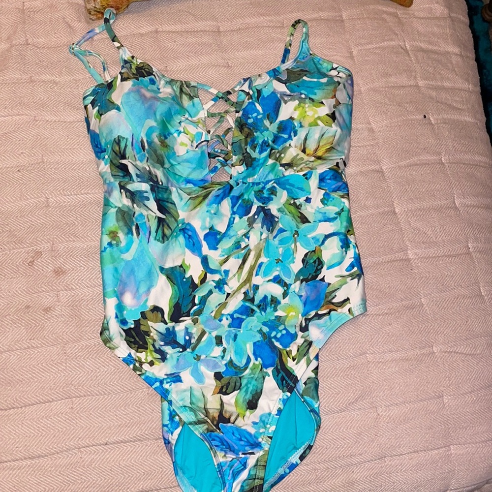La Blanca swim suit